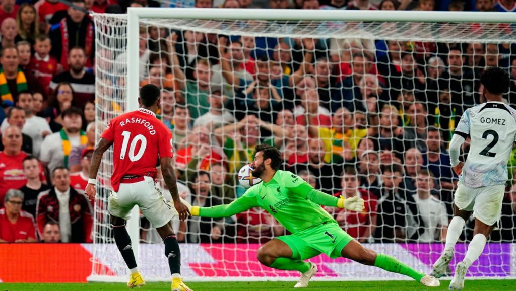 Man United earns its first EPL victory over Liverpool in four years.