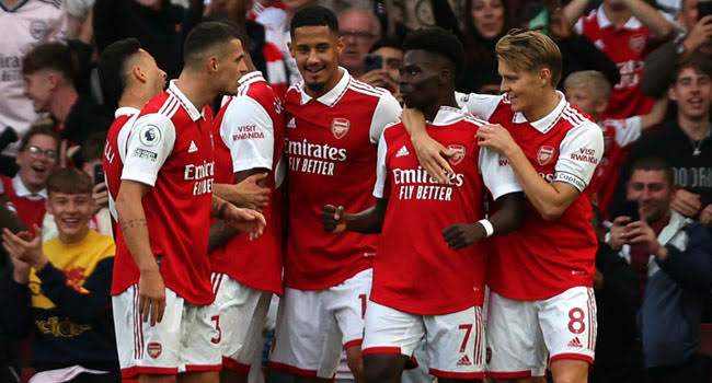 Owen believes Arsenal will challenge Man City for the Premier League title.