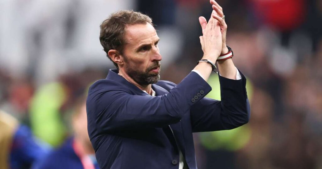 2022 World Cup: Poor Southgate's substitution led to Ferdinand leaving England