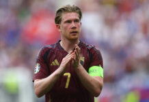 Football player De Bruyne – An icon of talent and top-level tactics on the pitch.