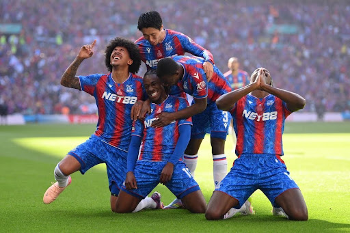 Crystal Palace players celebrating match win