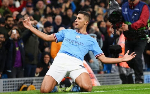 Rodri là mẫu CDM kiểm soát trận đấu bằng tư duy và vị trí