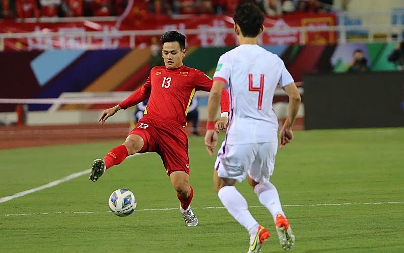 Ho Tan Tai stands out as a right-back with the ability to contribute to attacking plays.