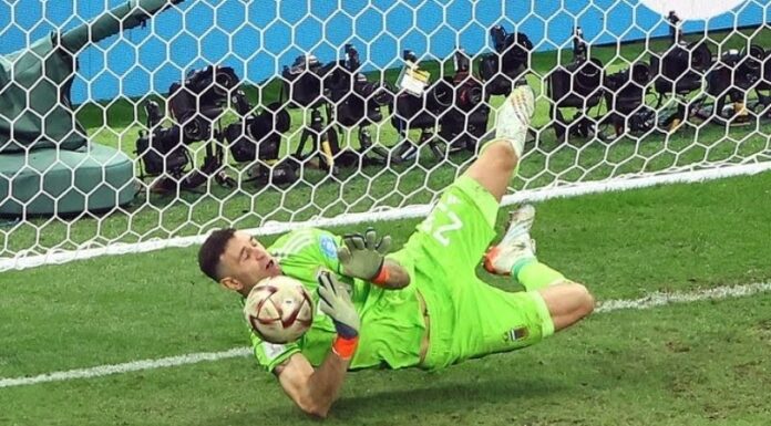 The Best Penalty-Saving Goalkeeper in the World: Emiliano Martínez Emiliano Martínez has made a special mark in penalty shootouts